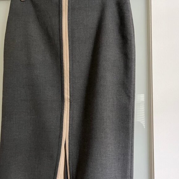 Grey Skirt Beige Trim and Lining Size 8 - Picture 1 of 5